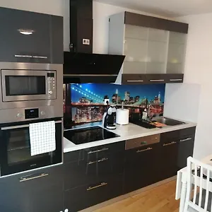 https://apartment-tesla.vienna-besthotels.com