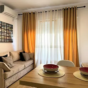 https://apartment-in-the-heart-of-old-bazaar-tirana-hana-apartments.albaniahotels.org