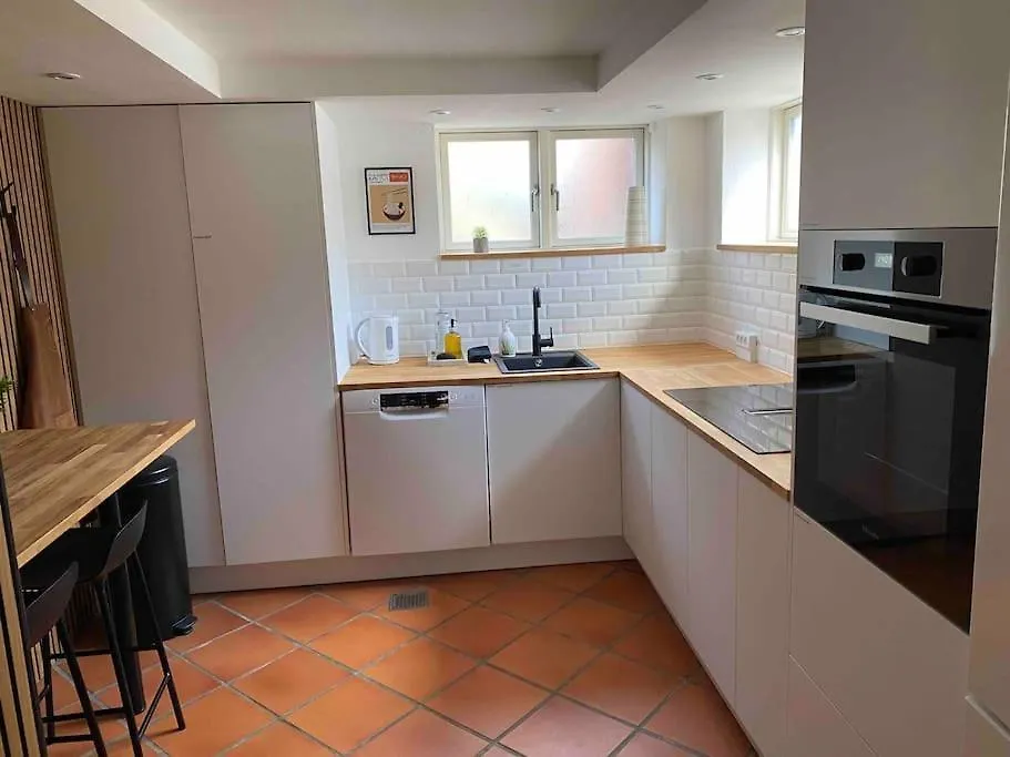 Apartment Close To Centrum, Beach And Subway Copenhagen Denmark